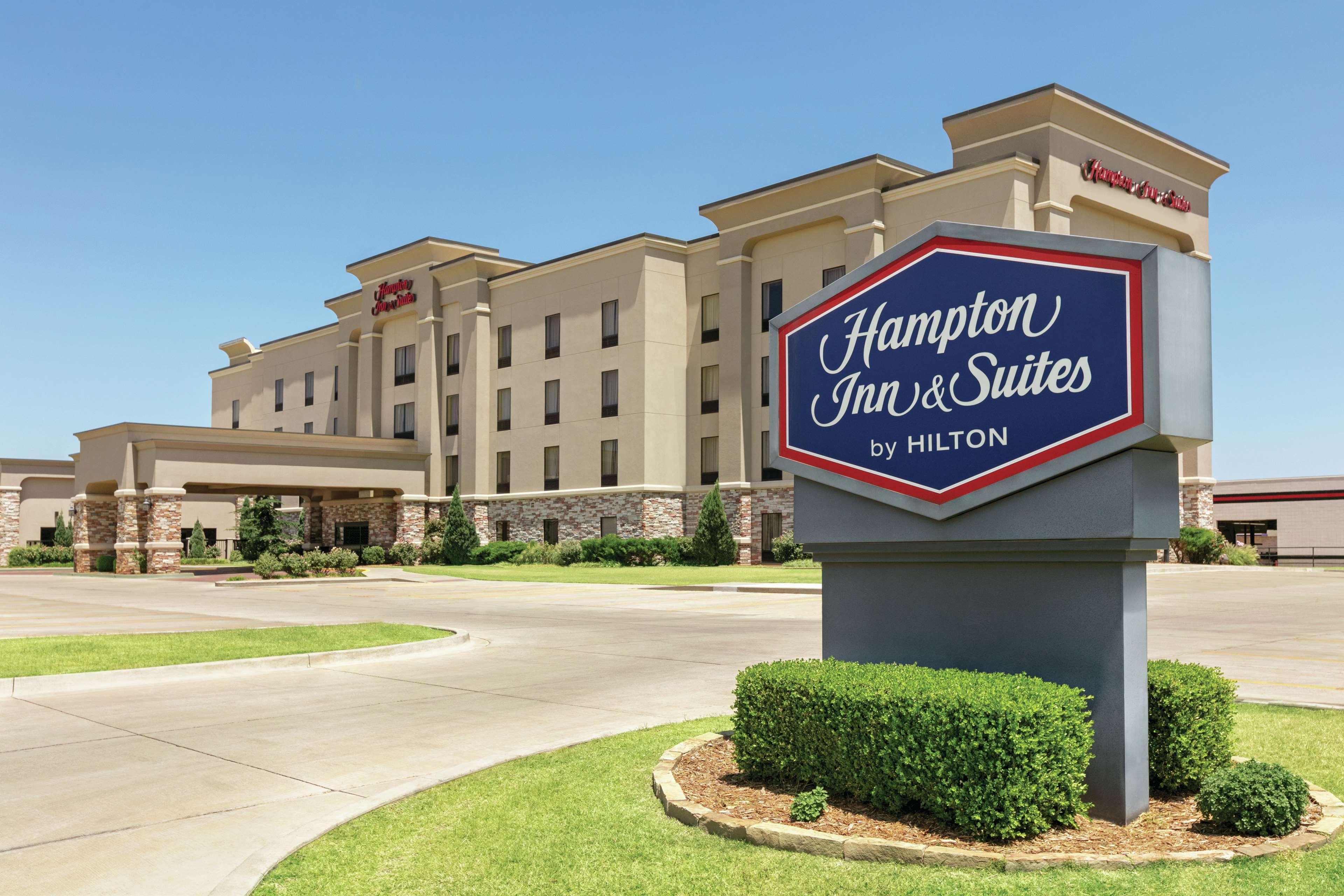 Hampton Inn & Suites Enid Екстериор снимка