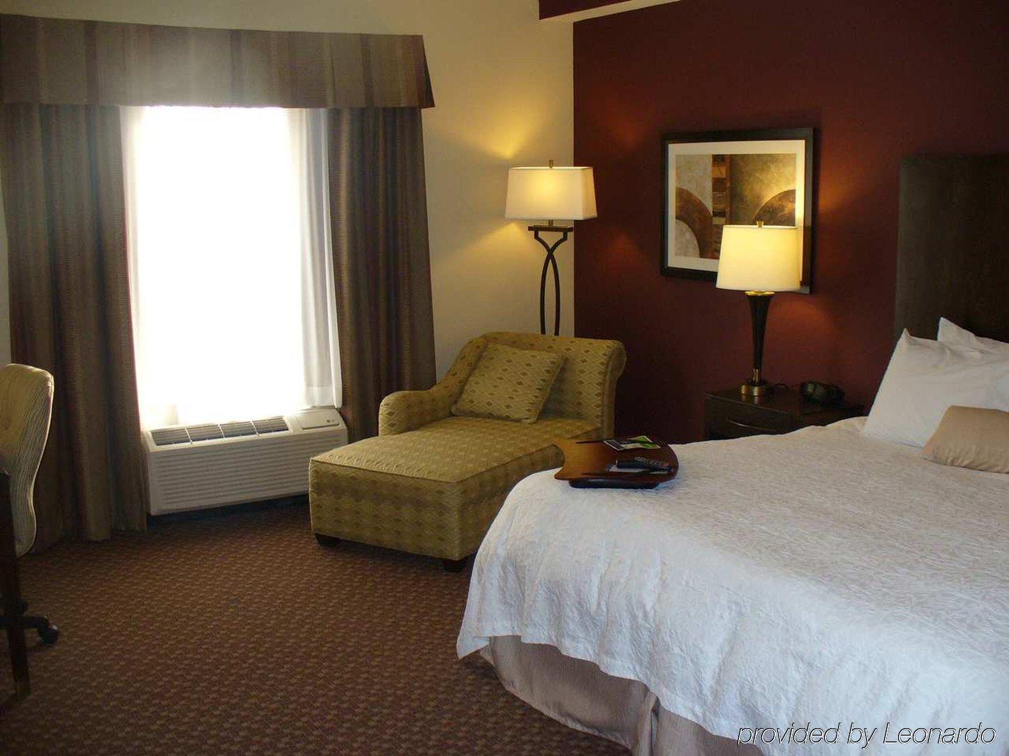 Hampton Inn & Suites Enid Стая снимка