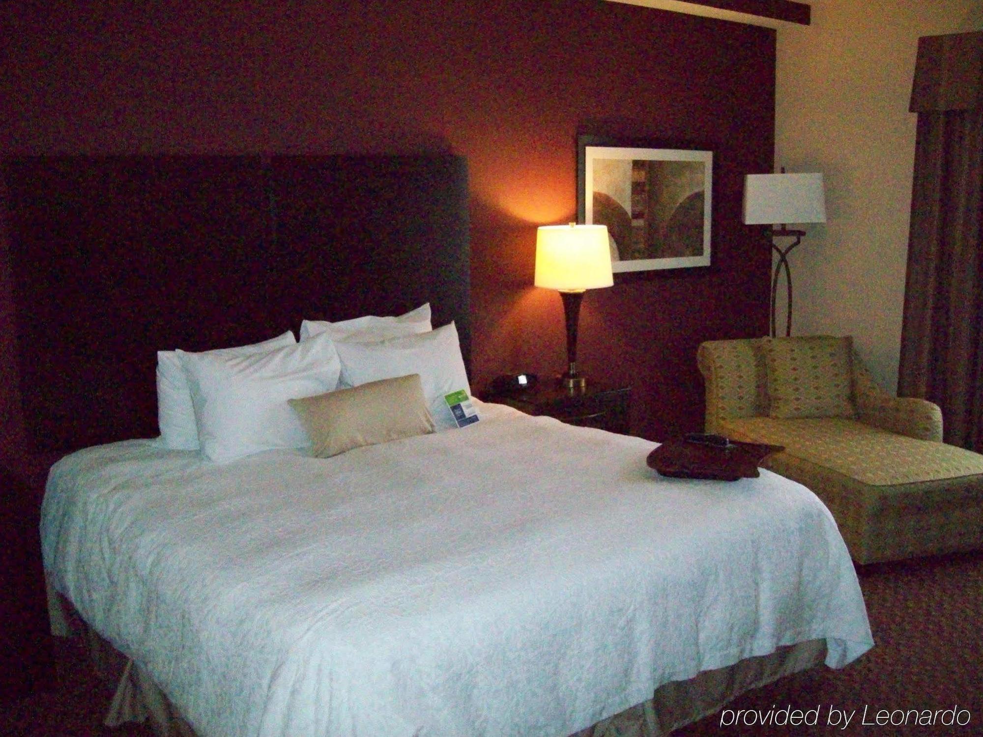 Hampton Inn & Suites Enid Стая снимка